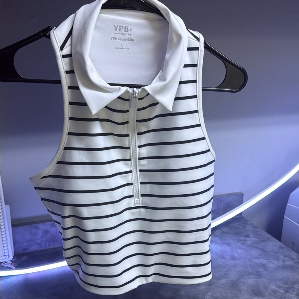 Abercrombie & Fitch Black and White Sleeveless Polo Tank Top